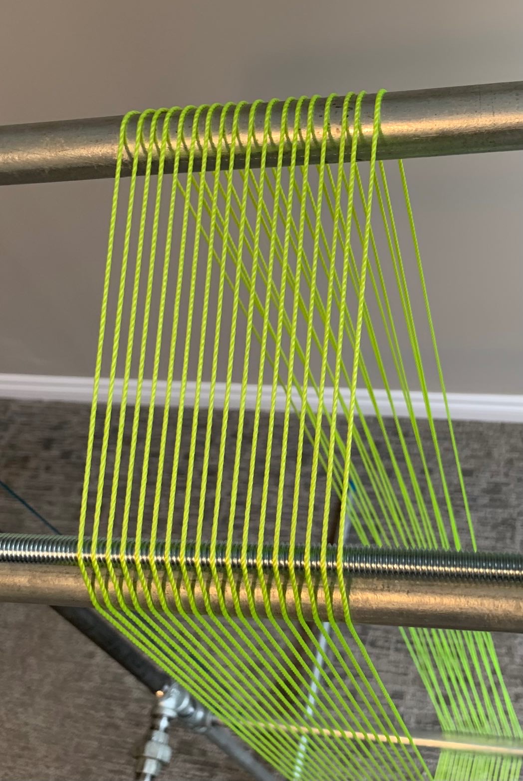 Continuous Warping Method - Top of the loom